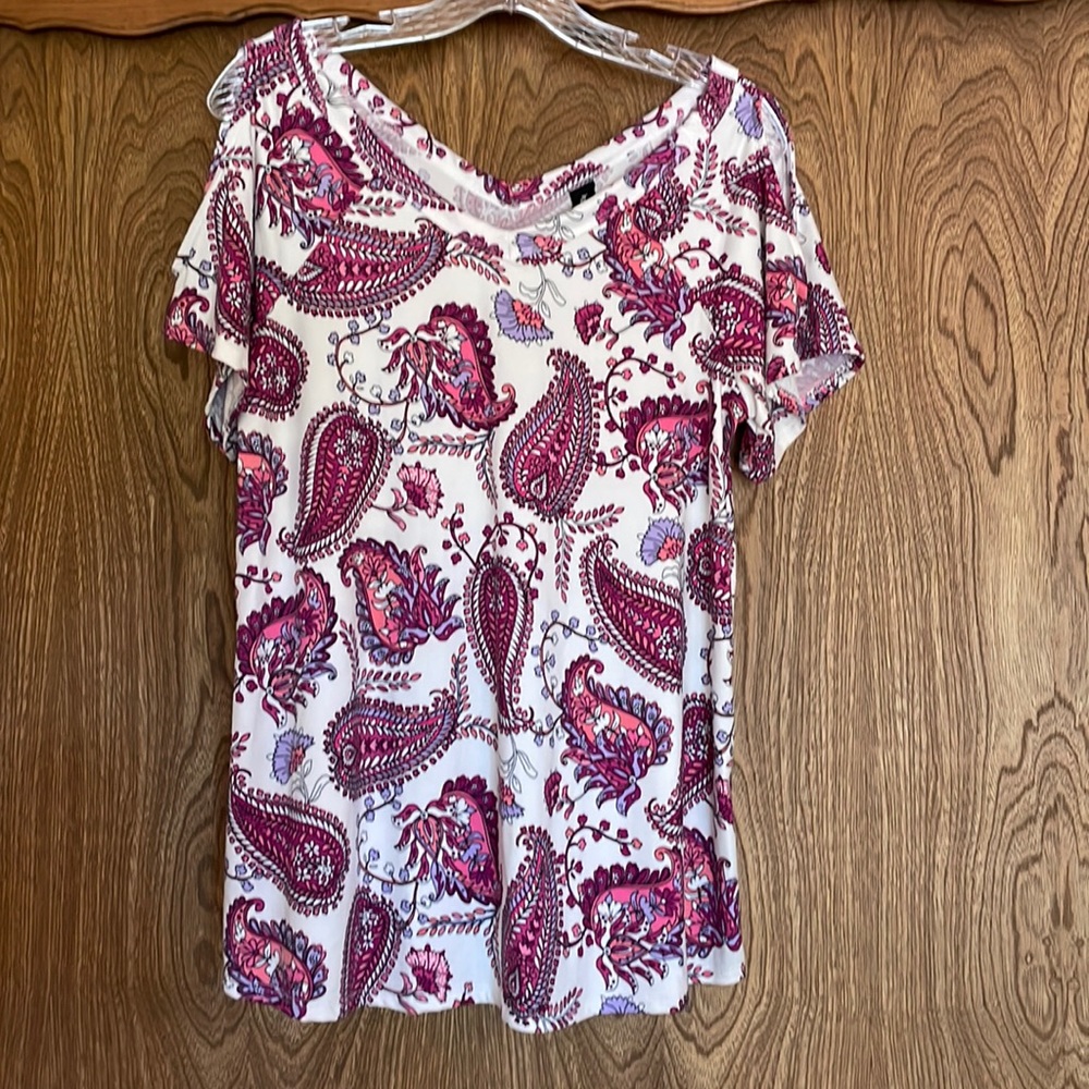 Cold shoulder top, size small